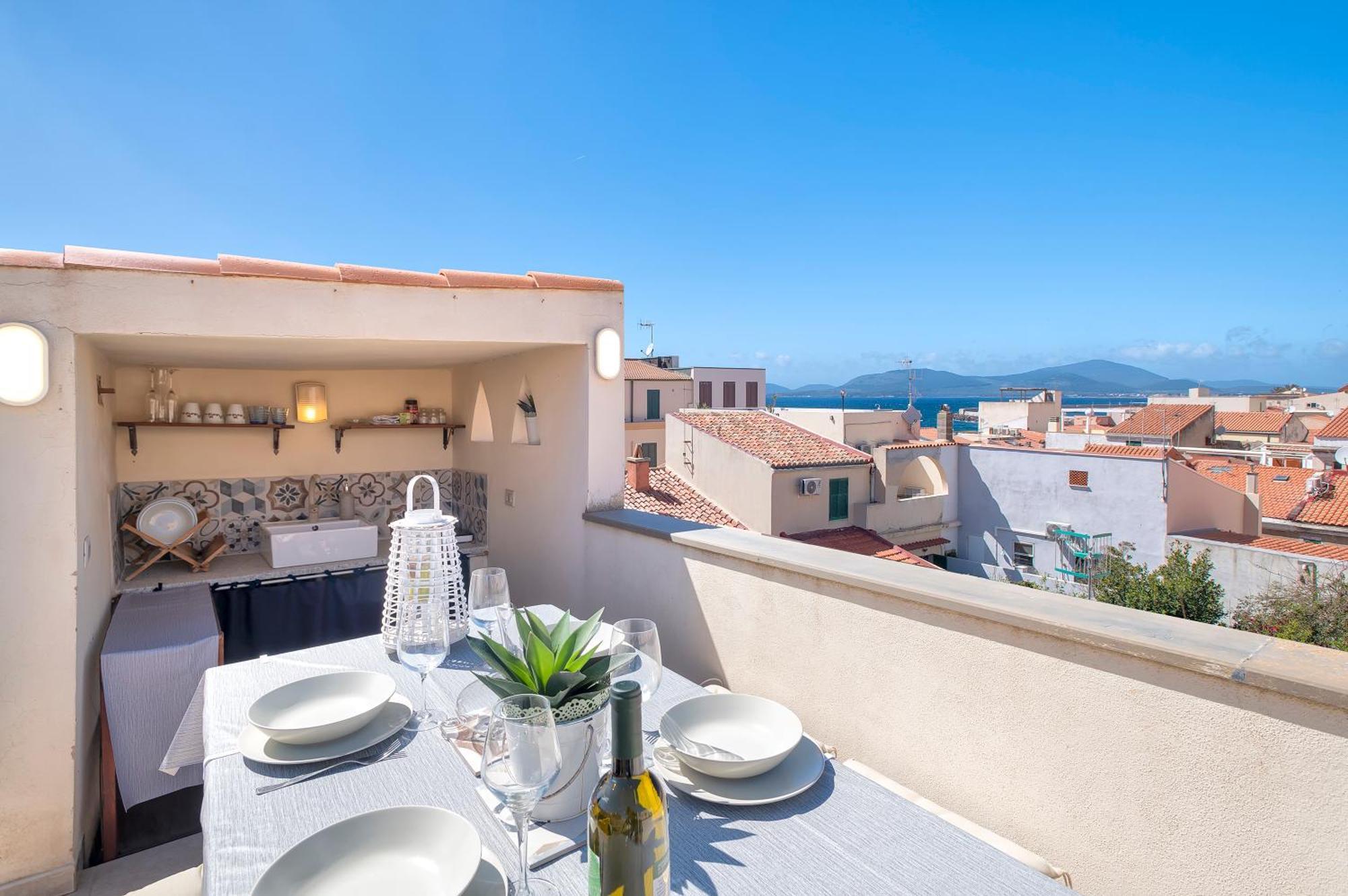 Terrazza Del Convento - Cozy Apartment With Seeview Private Terrace Alghero Zewnętrze zdjęcie